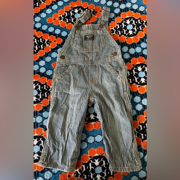 OshKosh B’Gosh Baby Boy Khaki Cargo Denim Stripe Overalls - Picture 1 of 3